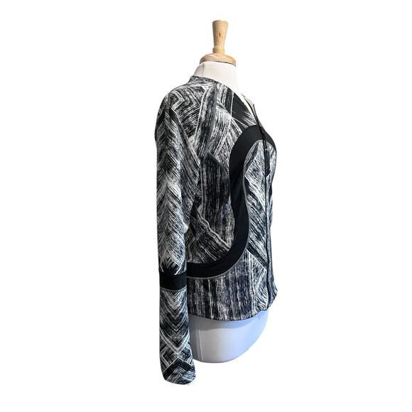 Lululemon Jacket Women's 10 Reversible Find Your Bliss Zip Black Heat Wave Mesh - Picture 2 of 10